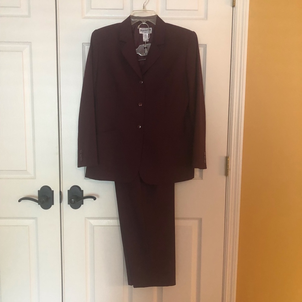 Pendleton Mauve Lined Pantsuit Jacket Size 10 and Pants Size 12